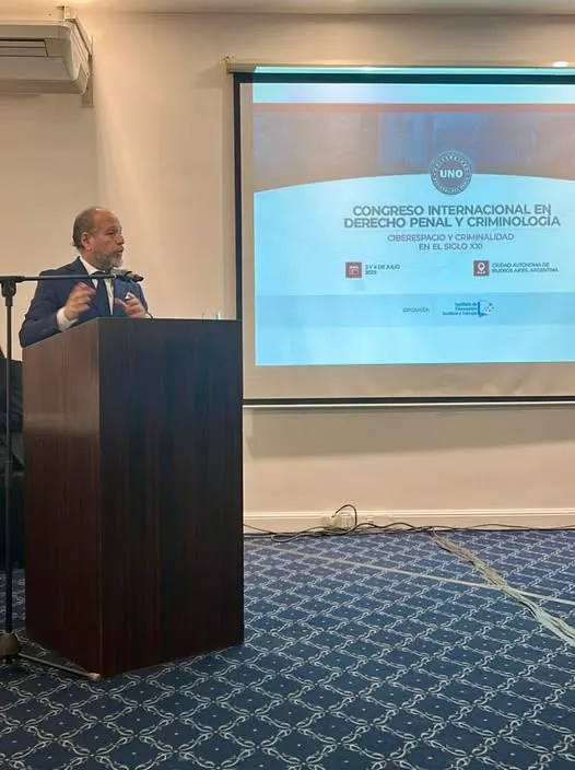 Extraordinaria conferencia del Maestro Iván Torres La Torre en el Congreso Internacional de Derecho Penal organizado por la Universidad Nacional del Oeste (UNO)en la Ciudad de Buenos Aires.