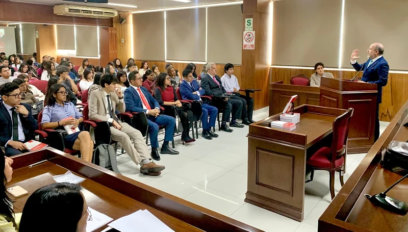 IPADEP presente en la Facultad de Derecho y Ciencia Política de la Universidad Ricardo Palma — fotografía 4