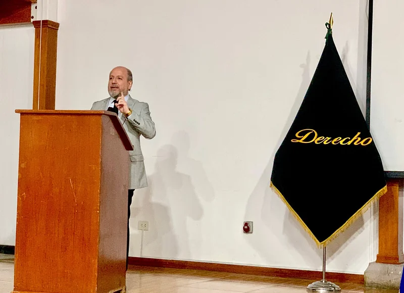 IPADEP participa en importante acto académico de la Facultad de Derecho y Ciencias Políticas de la Universidad José Carlos Mariátegui de Moquegua — fotografía 2