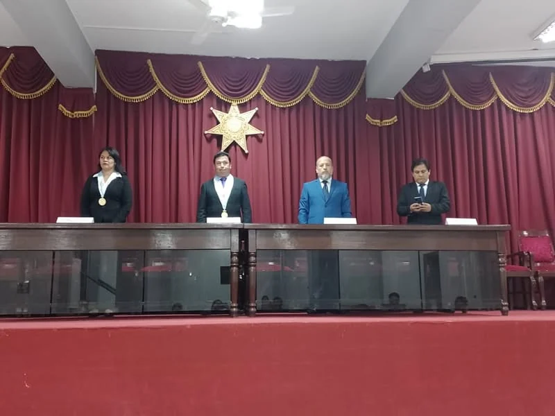 Ponentes y autoridades durante la apertura del ciclo de conferencias.
