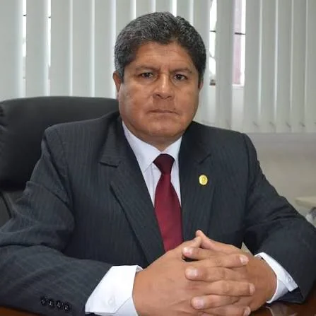 Dr. Jorge Luis Lozano Cervera