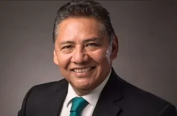Dr. Carlos Daza Gómez