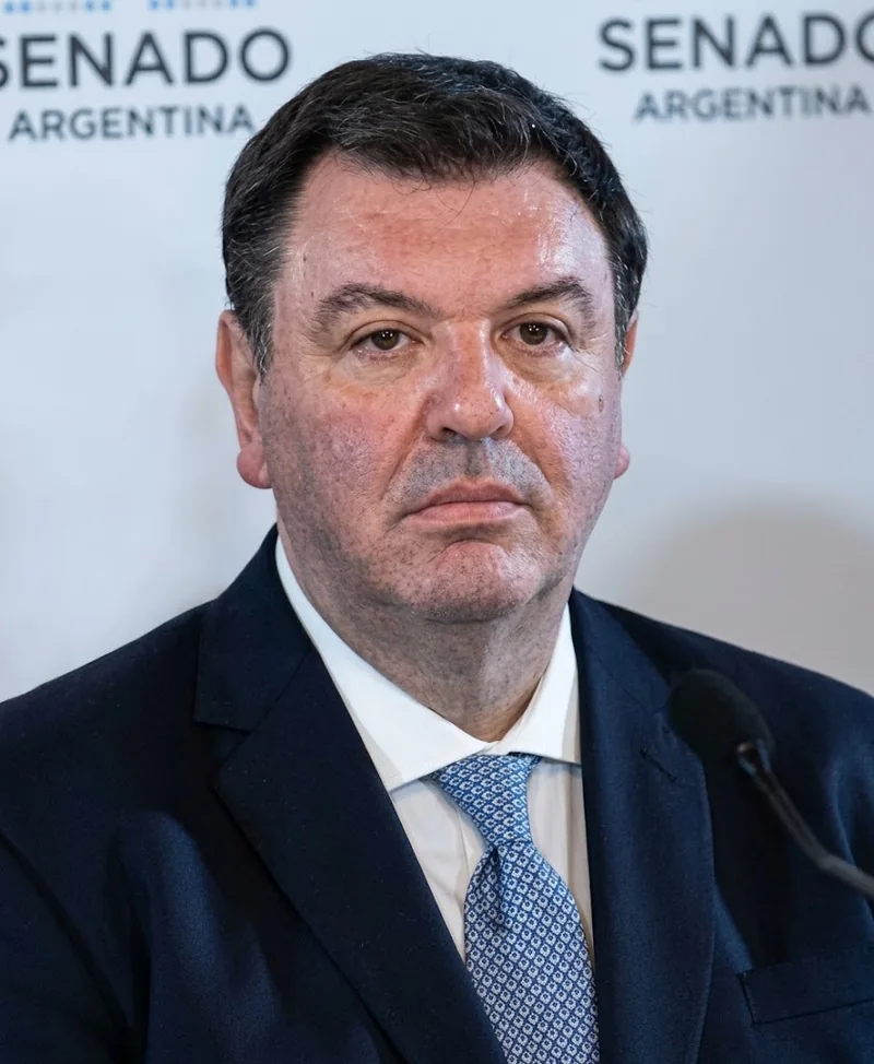 Dr. Ariel Lijo